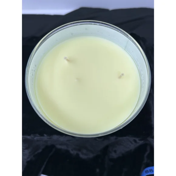 Bath & Body Works White Barn White Tea & Sage Three Wick Scented Candle READ - Picture 4 of 7